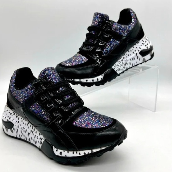 Steve Madden Shoes - Steve Madden Black Sparkle Sneakers